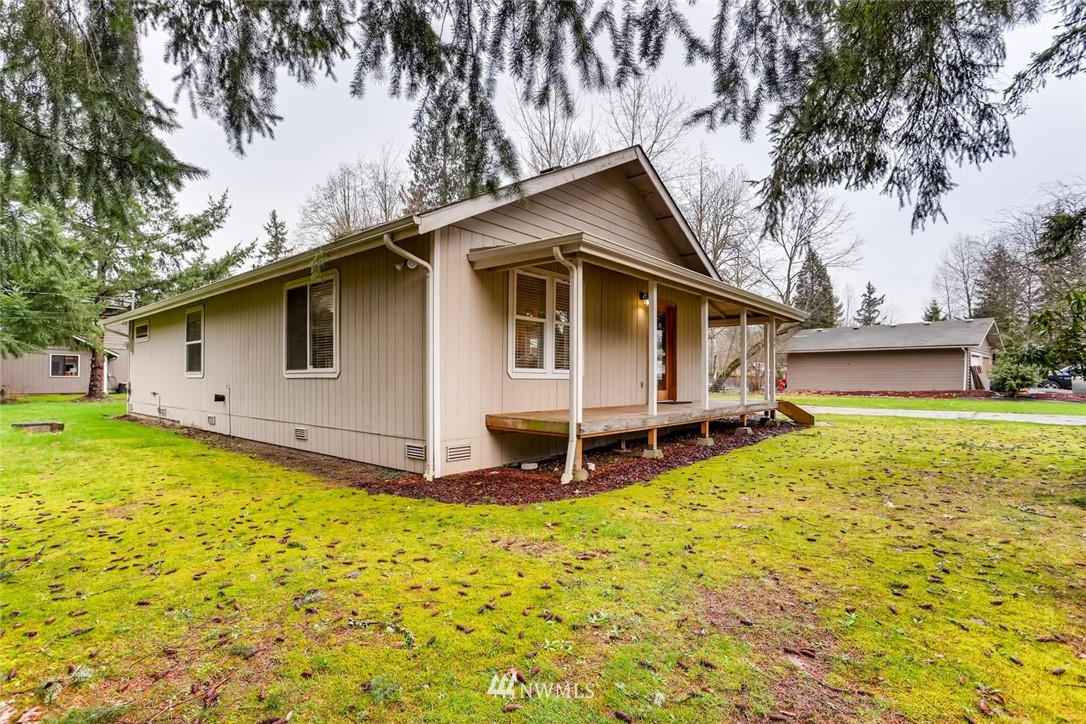 15106 Southeast 107th Street Renton, WA 98059 - Photo 3 of 27 Gallery Image 3