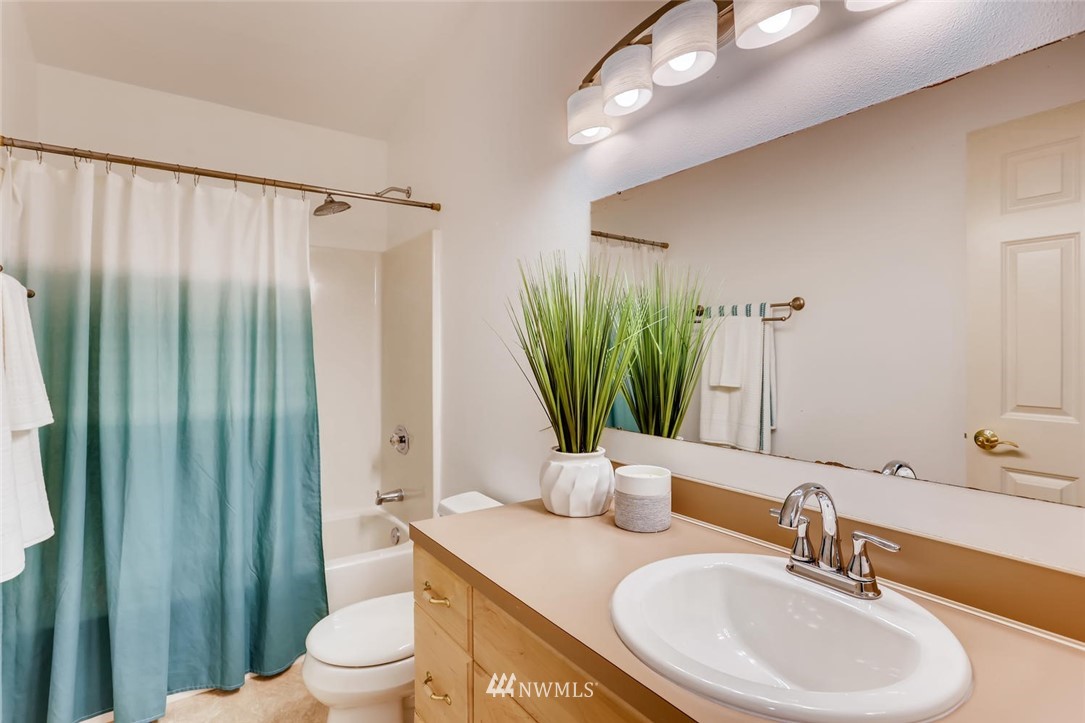 15106 Southeast 107th Street Renton, WA 98059 - Photo 22 of 27 Gallery Image 22