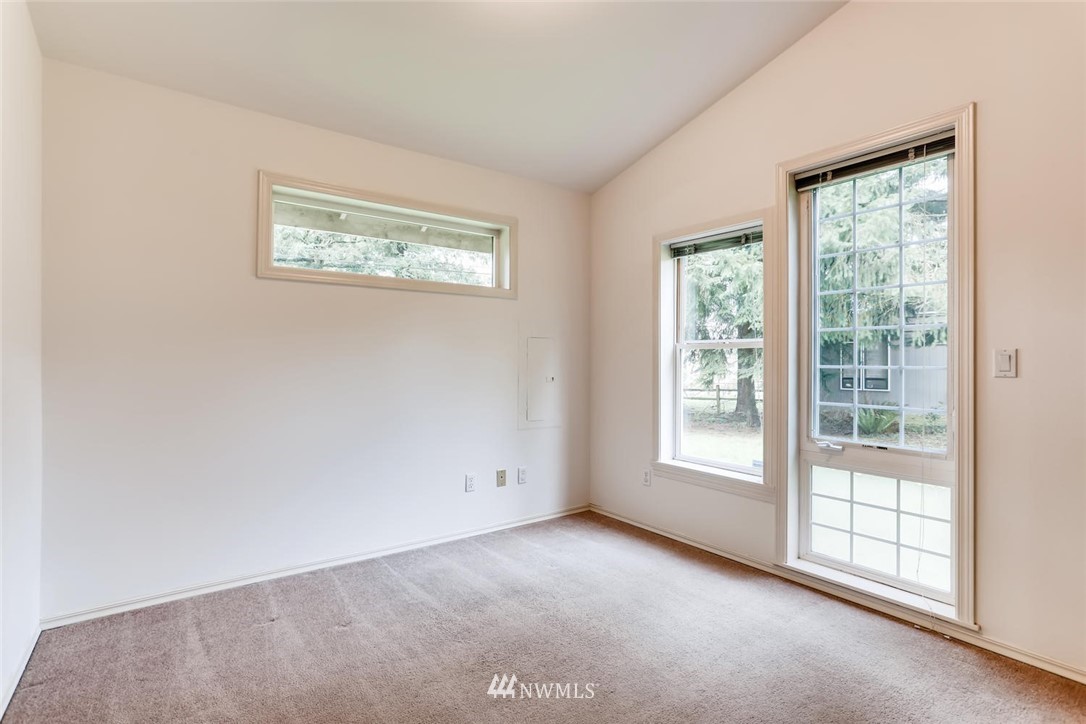 15106 Southeast 107th Street Renton, WA 98059 - Photo 23 of 27 Gallery Image 23
