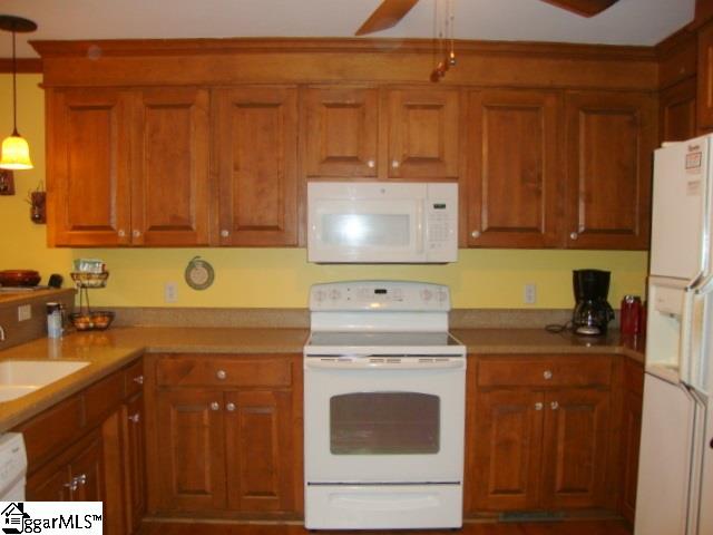 122 Bridgeview Road Chesnee, SC 29323 - Photo 2 of 31