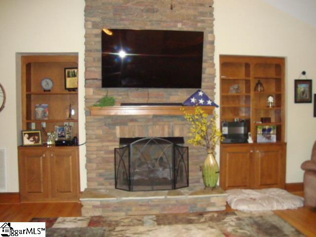 122 Bridgeview Road Chesnee, SC 29323 - Photo 4 of 31