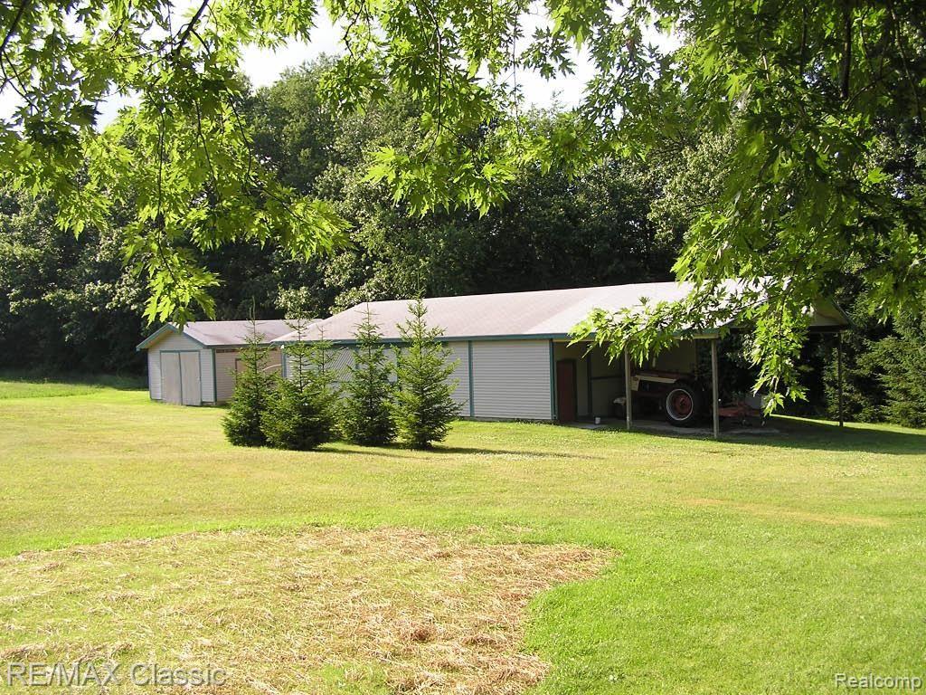 3322 Beattie Road Howell, MI 48843 - Photo 4 of 15 POLE BUILDING