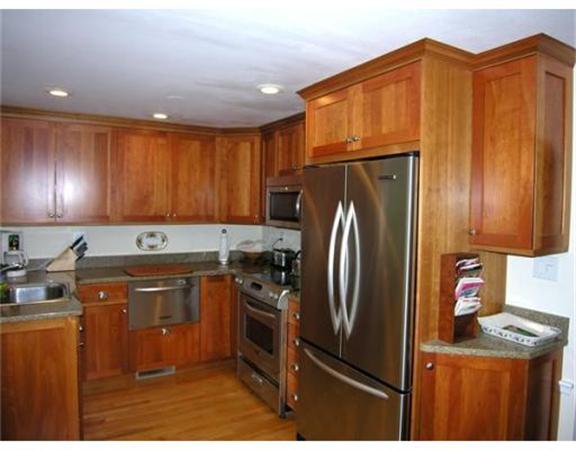 19 Webster Street Needham, MA 02494 - Photo 6 of 30 Gallery Image 6