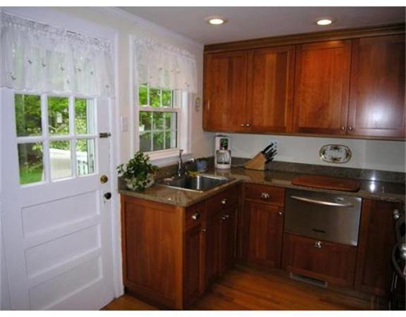 19 Webster Street Needham, MA 02494 - Photo 8 of 30 Gallery Image 8