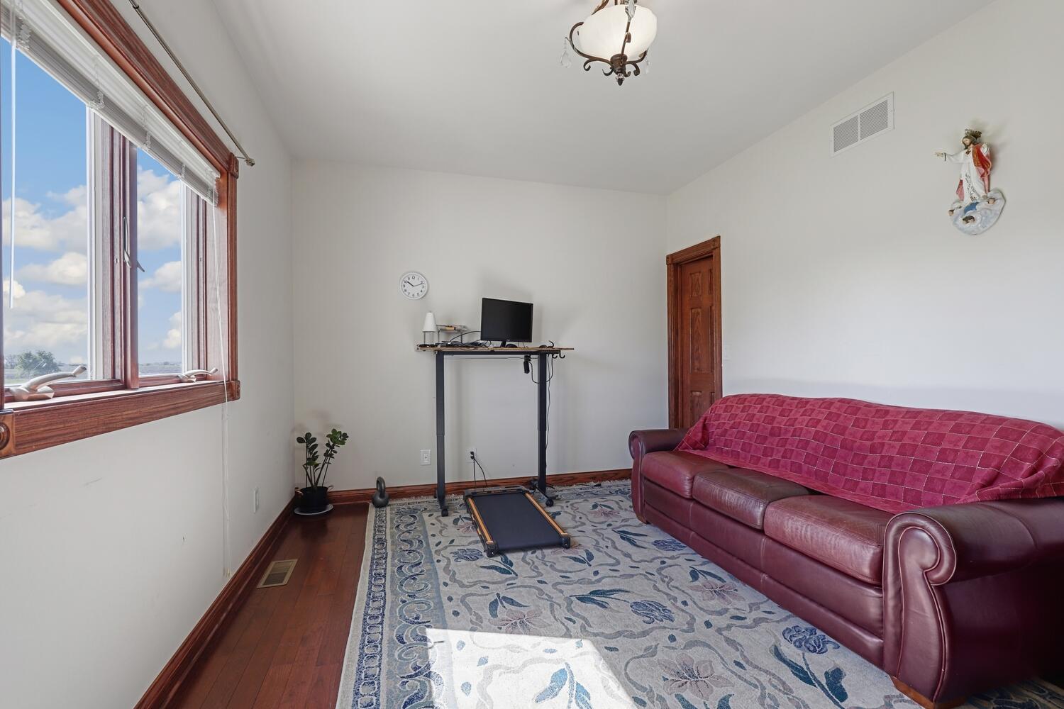 13643 Grant Street Crown Point, IN 46307 - Photo 11 of 35 1500x1000