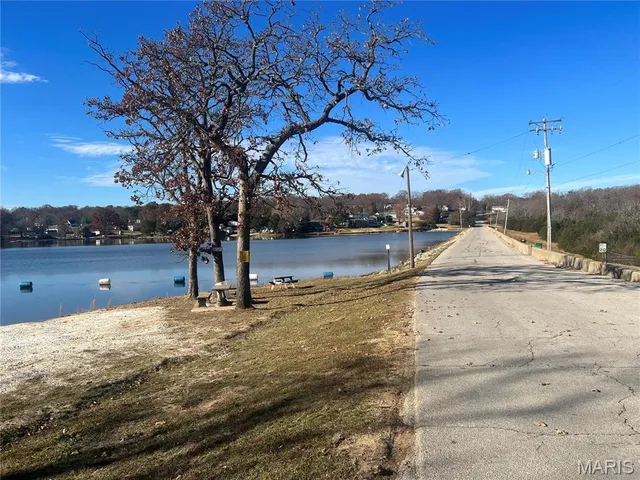 $6,000 | 14234 Lucas Drive, De Soto, MO 63020