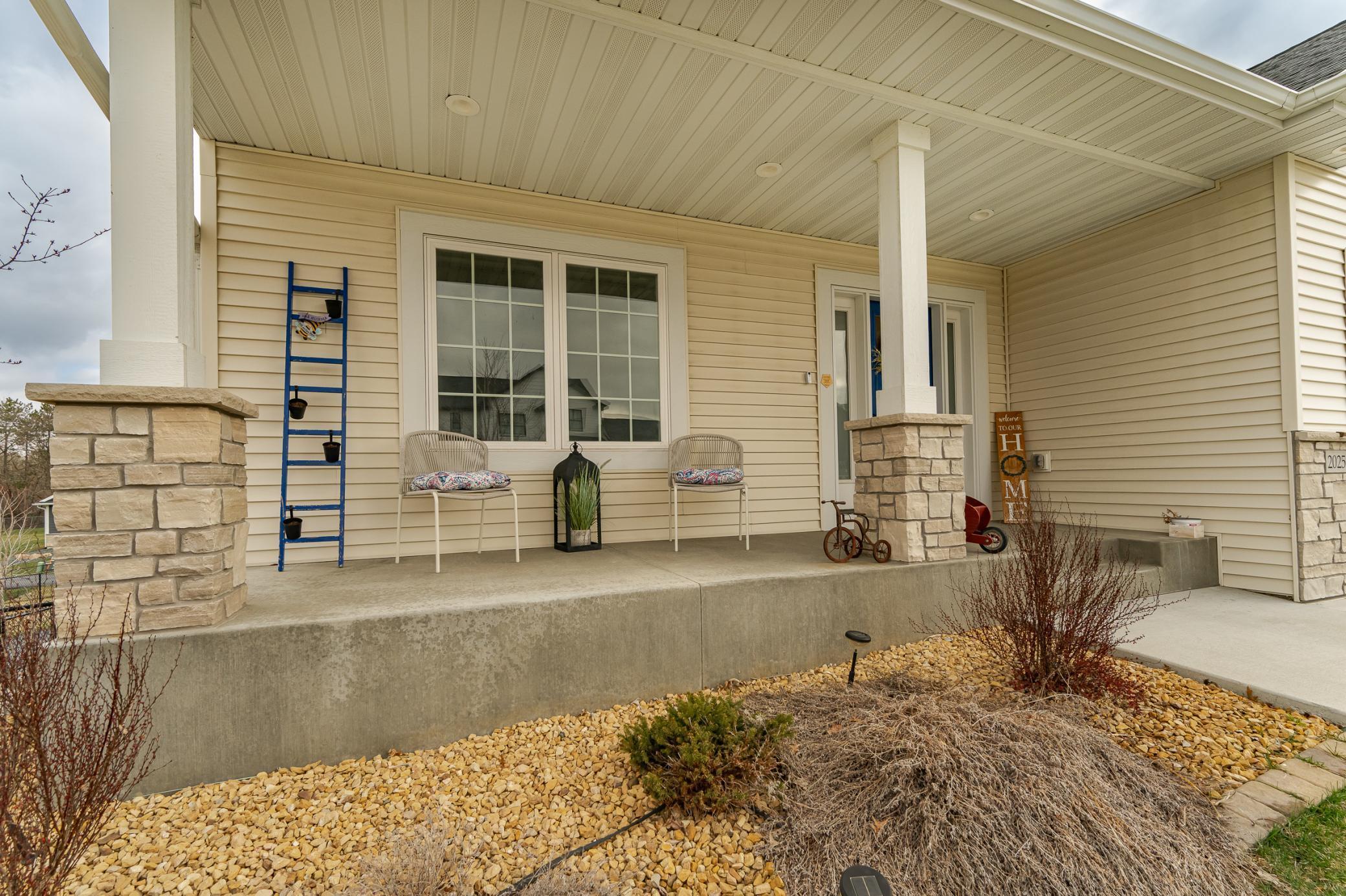 2025 Hagen Lane Southwest Rochester, MN 55902 - Photo 39 of 43