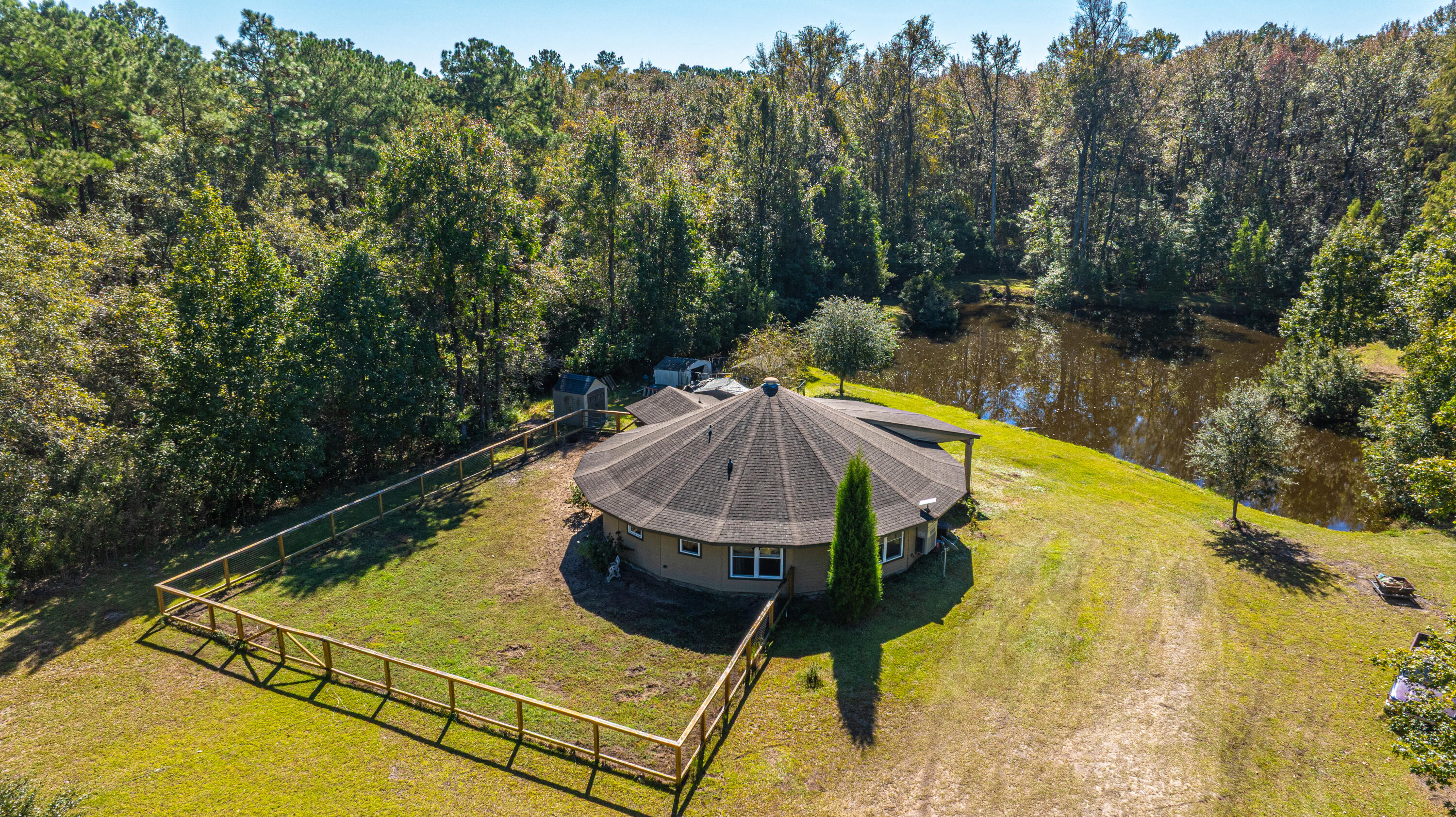 2718 South Hampton Road Huger, SC 29450 - Photo 1 of 80 2718SHamptonRd043