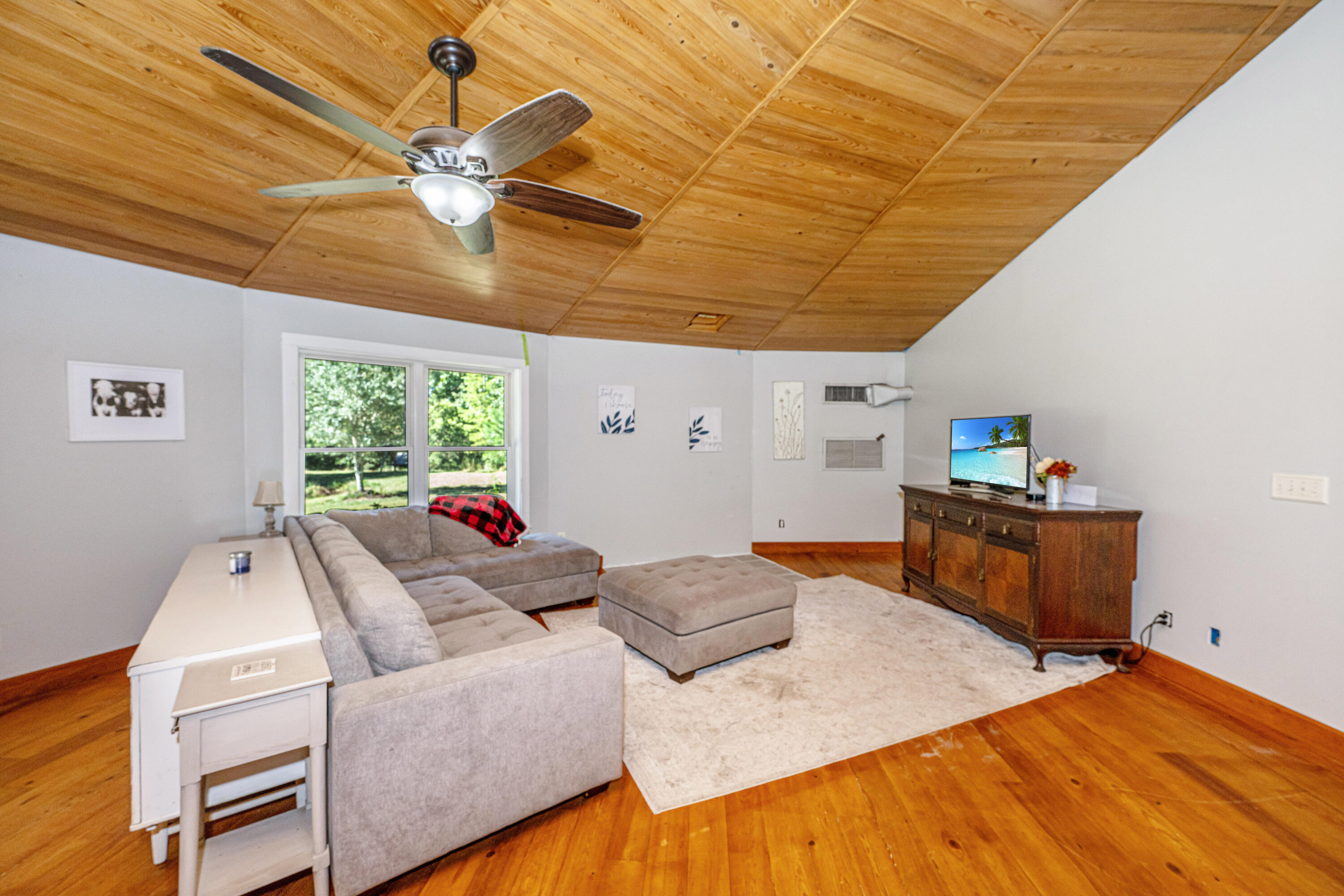 2718 South Hampton Road Huger, SC 29450 - Photo 12 of 80 2718SHamptonRd017