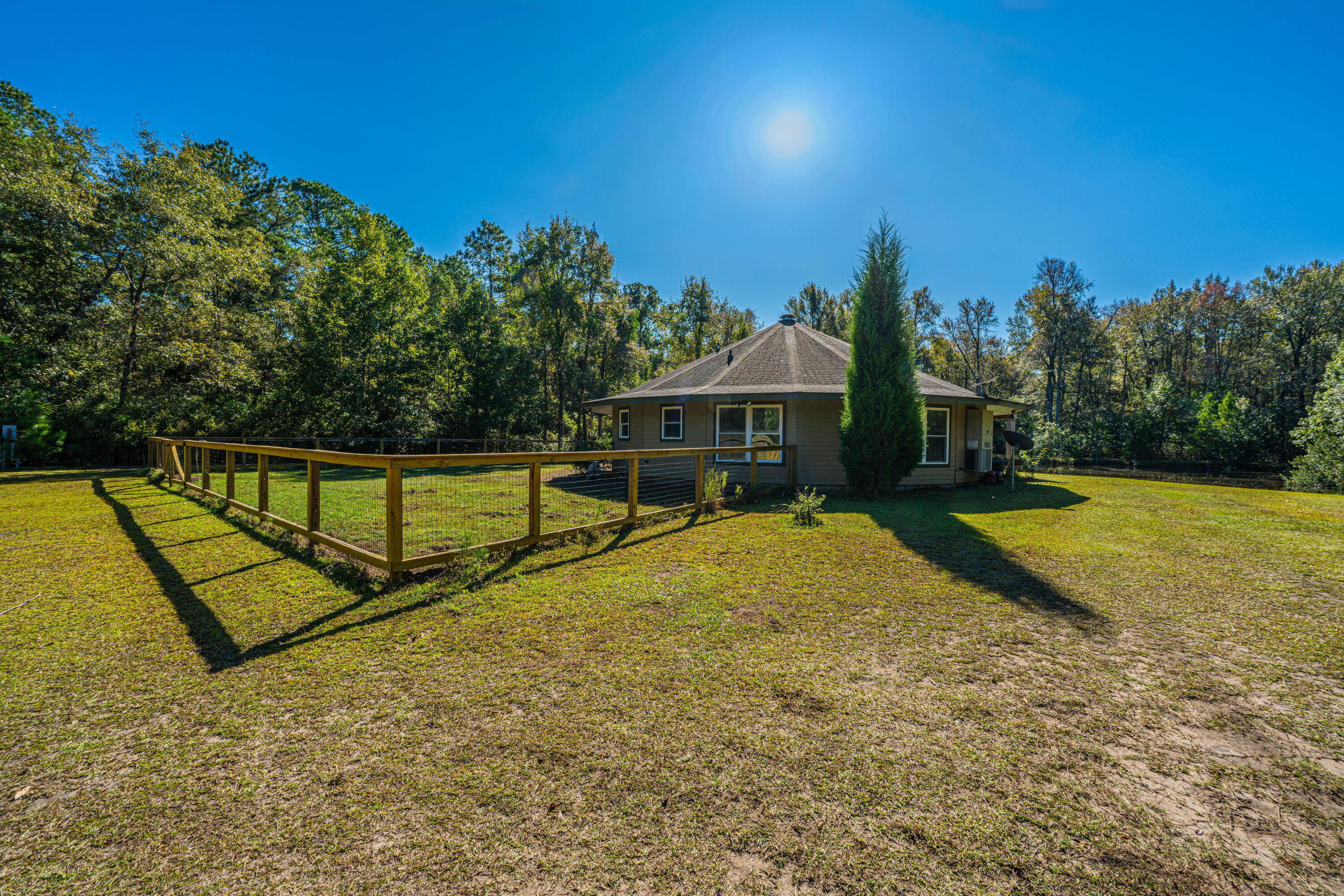 2718 South Hampton Road Huger, SC 29450 - Photo 6 of 80 2718SHamptonRd007