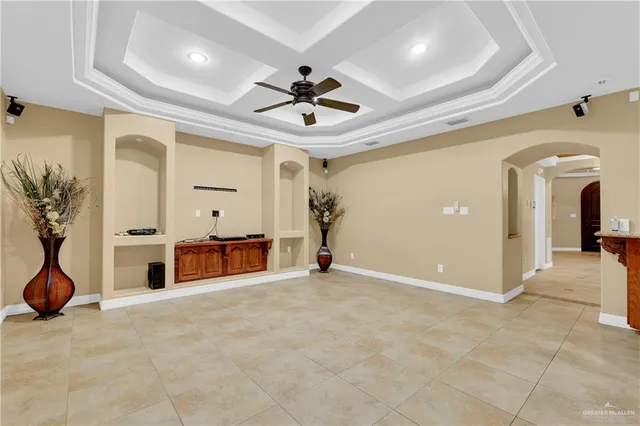 a view of livingroom with hardwood