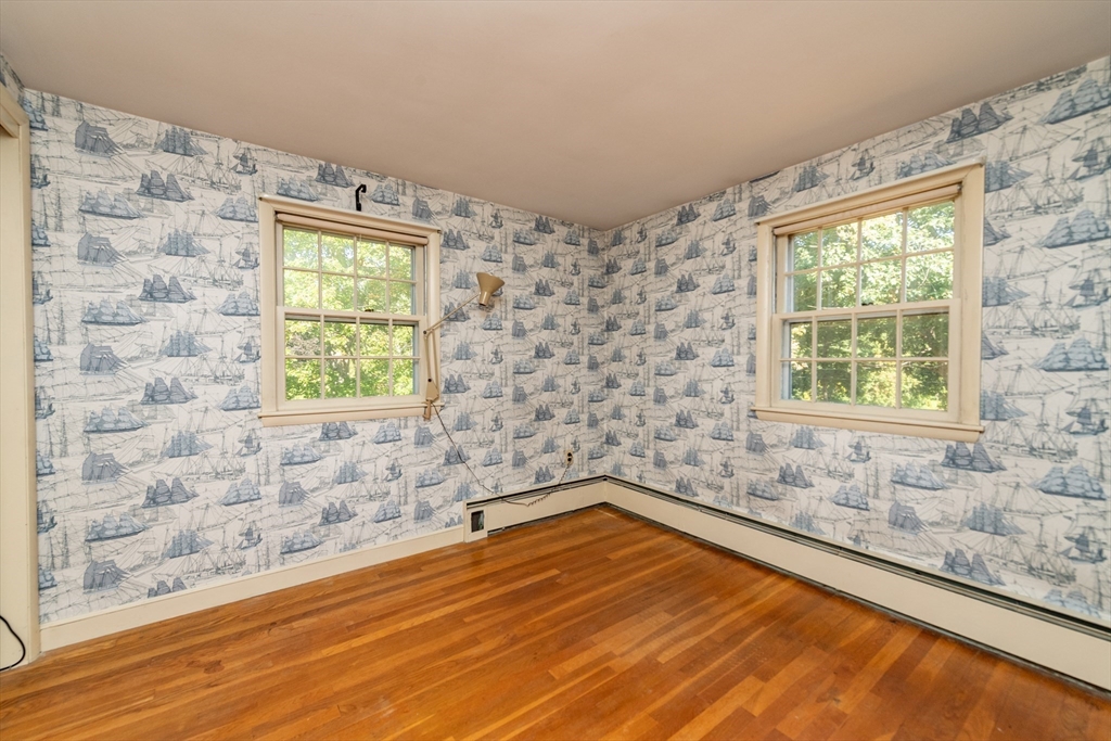 17 Perkins Row Topsfield, MA 01983 - Photo 14 of 34 Gallery Image 14