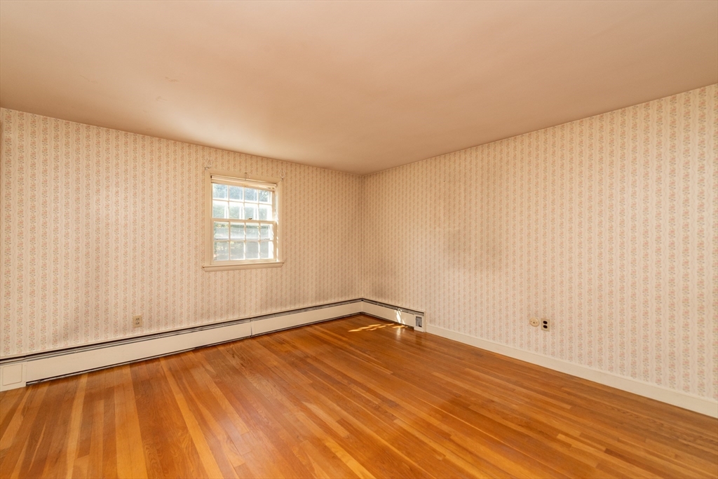 17 Perkins Row Topsfield, MA 01983 - Photo 15 of 34 Gallery Image 15
