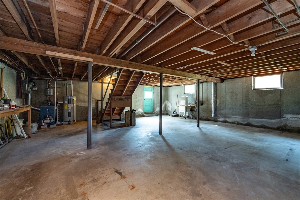 17 Perkins Row Topsfield, MA 01983 - Photo 31 of 34 Gallery Image 31