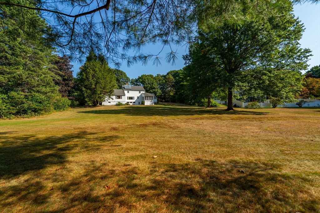 17 Perkins Row Topsfield, MA 01983 - Photo 33 of 34 Gallery Image 33