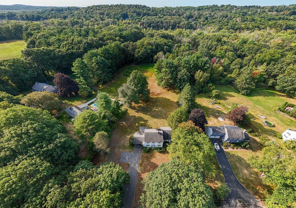 17 Perkins Row Topsfield, MA 01983 - Photo 34 of 34 Gallery Image 34