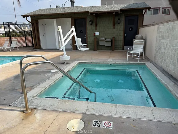 $3,500 | 717 South Azusa Avenue, Unit C, Azusa, CA 91702