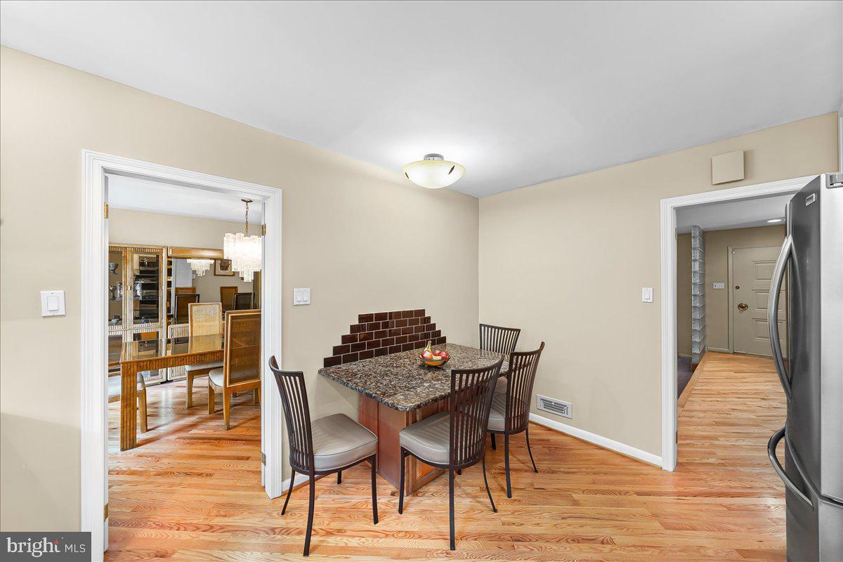 275 Barwynne Road Wynnewood, PA 19096 - Photo 13 of 39