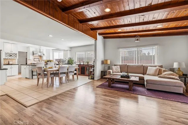 $989,000 | 17955 Archwood Street, Reseda, CA 91335