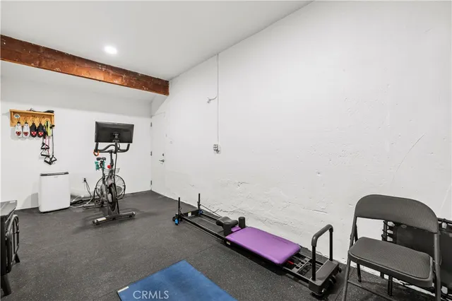 $989,000 | 17955 Archwood Street, Reseda, CA 91335