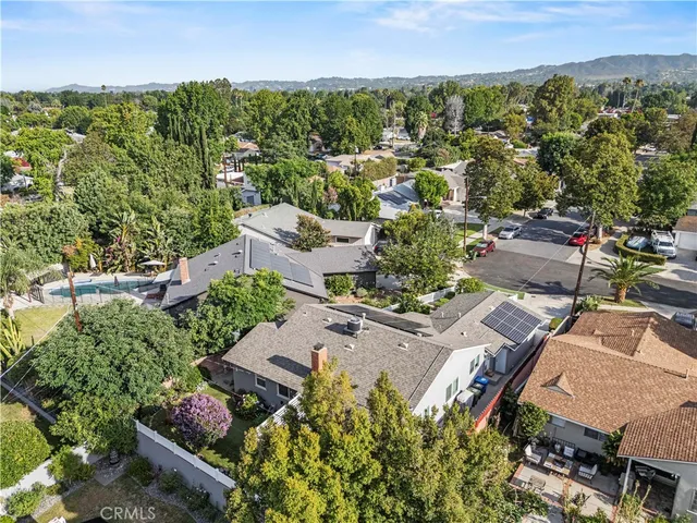 $989,000 | 17955 Archwood Street, Reseda, CA 91335