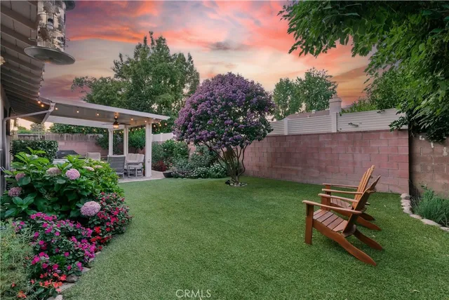 $989,000 | 17955 Archwood Street, Reseda, CA 91335