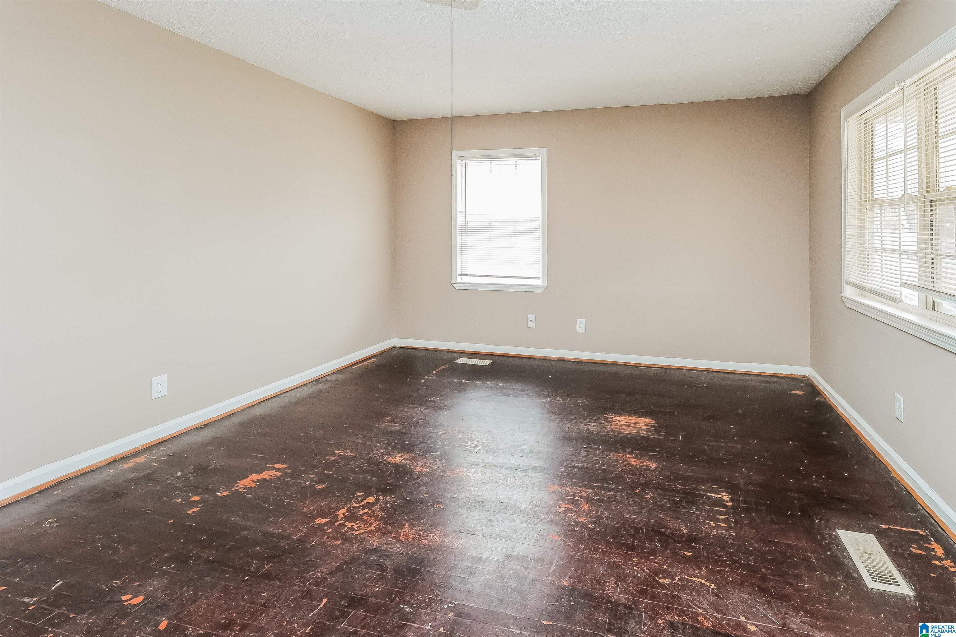 1225 15th Street Southwest Birmingham, AL 35211 - Photo 4 of 14