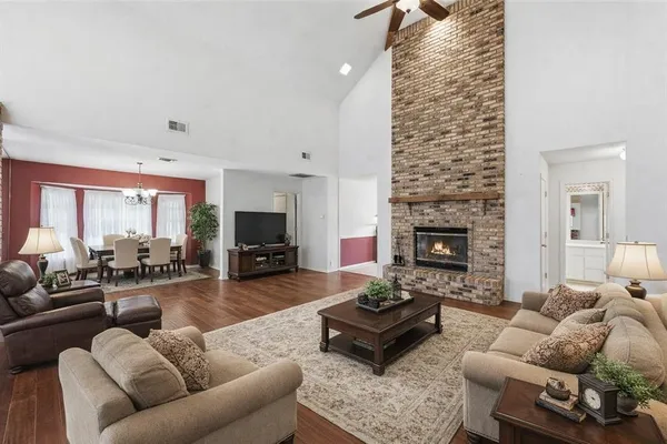 $355,900 | 1415 Spyglass Drive, Mansfield, TX 76063