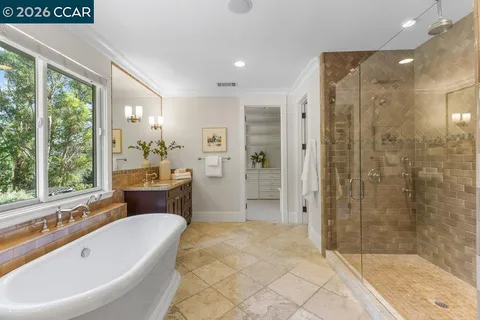 $4,250,000 | 60 Terra Teresa, Lafayette, CA 94549