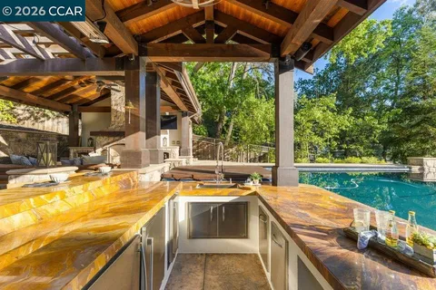 $4,250,000 | 60 Terra Teresa, Lafayette, CA 94549