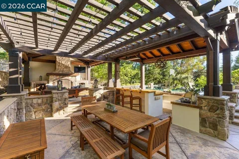 $4,250,000 | 60 Terra Teresa, Lafayette, CA 94549