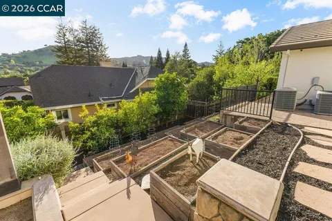 $4,250,000 | 60 Terra Teresa, Lafayette, CA 94549