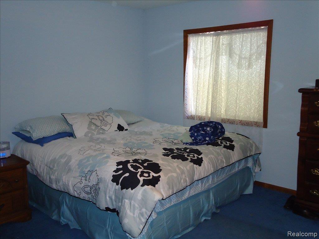 2710 33 Mile Road Romeo, MI 48065 - Photo 5 of 13 1stfloorbedroom