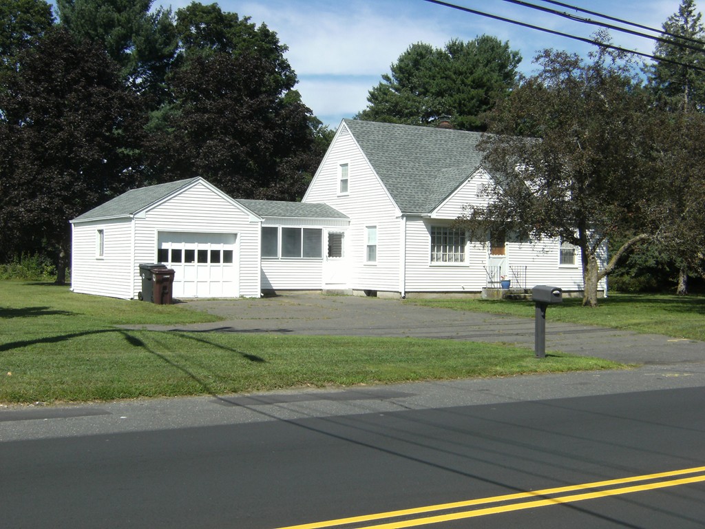 291 Southwick Road Westfield, MA 01085 - Photo 1 of 15 Gallery Image 1