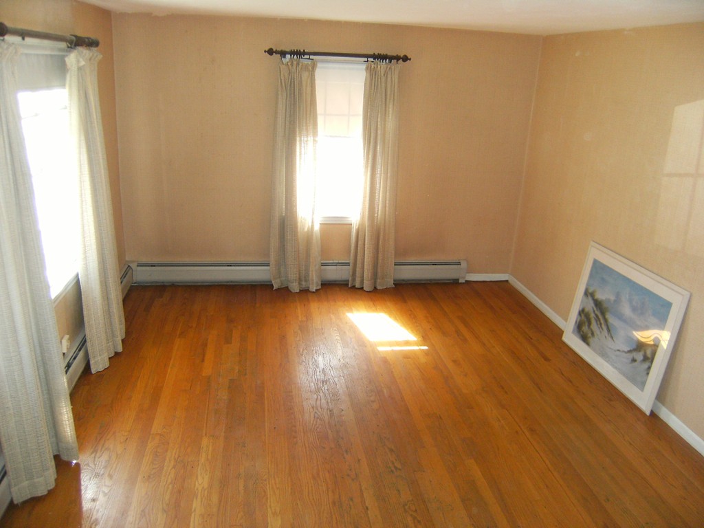 291 Southwick Road Westfield, MA 01085 - Photo 6 of 15 Gallery Image 6