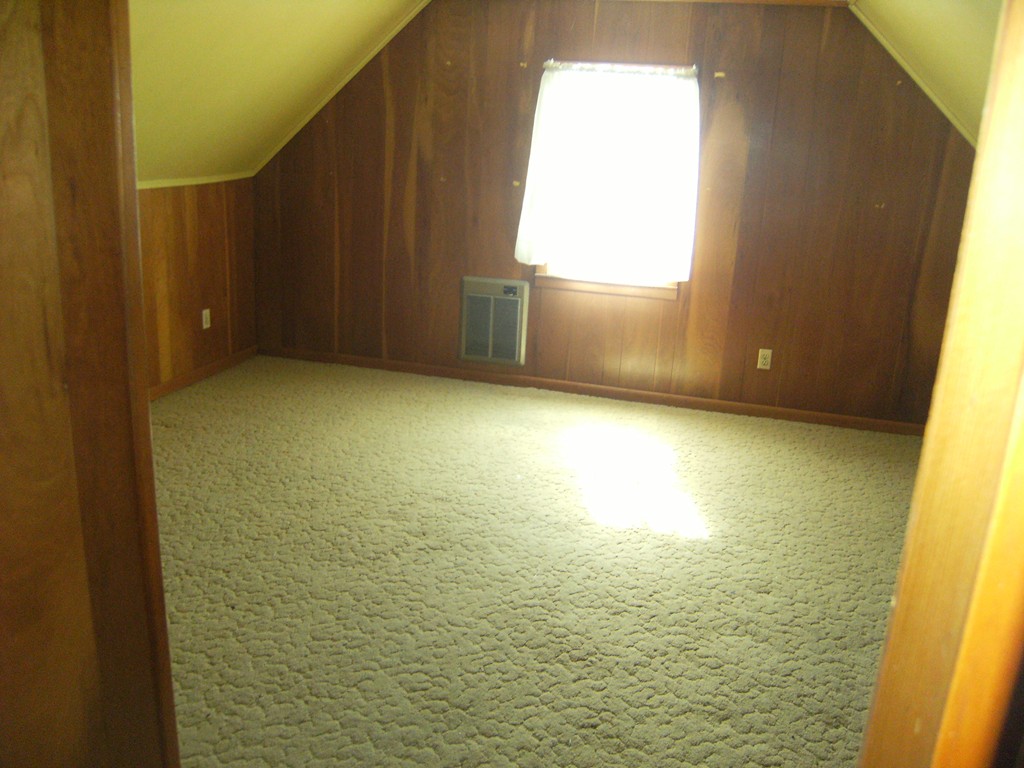 291 Southwick Road Westfield, MA 01085 - Photo 10 of 15 Gallery Image 10