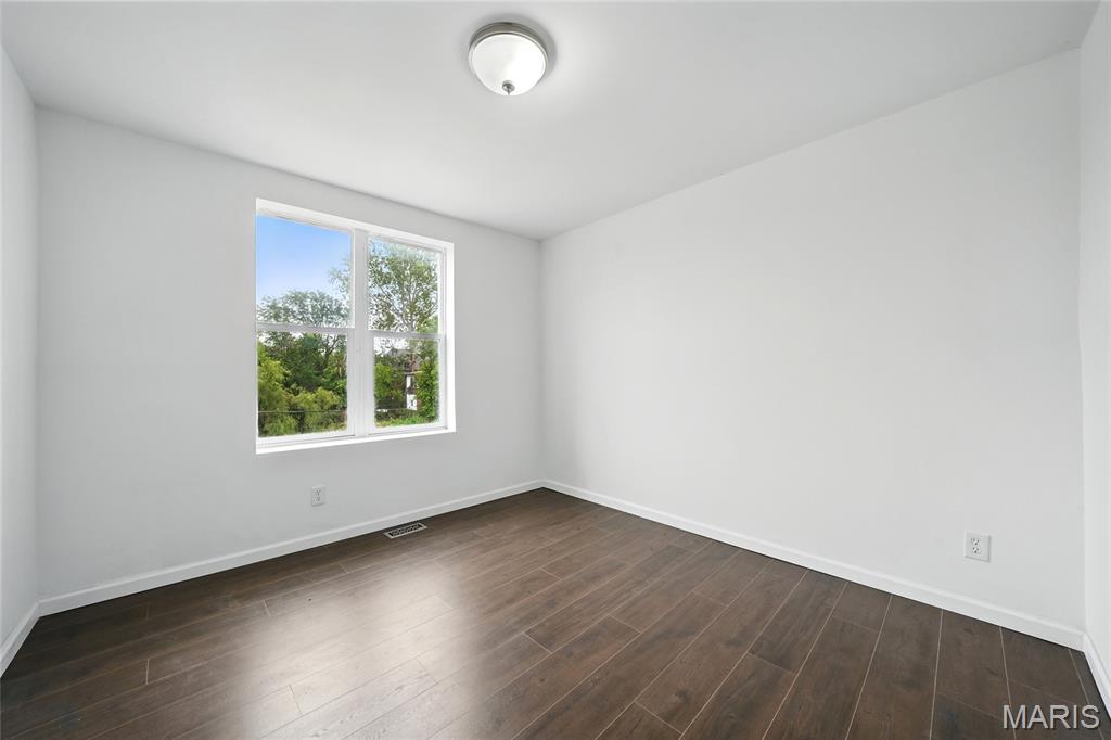 919 Pendleton Avenue St. Louis, MO 63108 - Photo 12 of 19