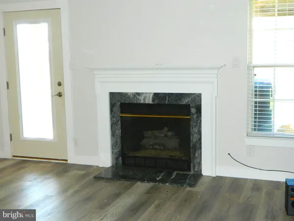 $2,850 | 82 Pebble Lane, Blackwood, NJ 08012