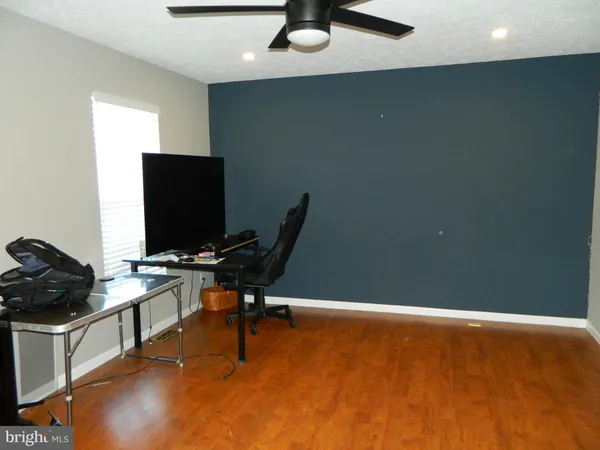 $2,850 | 82 Pebble Lane, Blackwood, NJ 08012