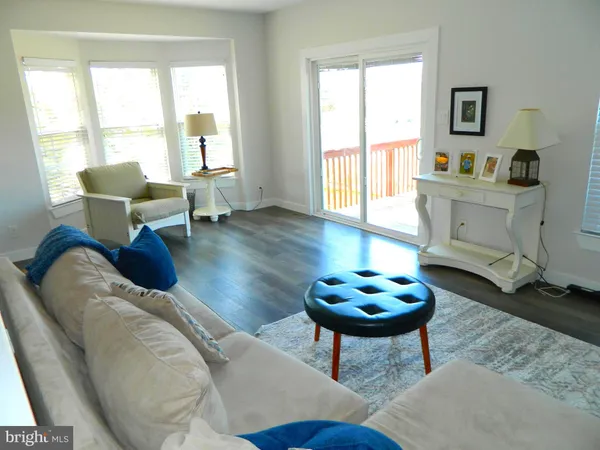 $2,850 | 82 Pebble Lane, Blackwood, NJ 08012