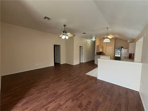 $1,750 | 7941 Falcon Drive, Corpus Christi, TX 78414