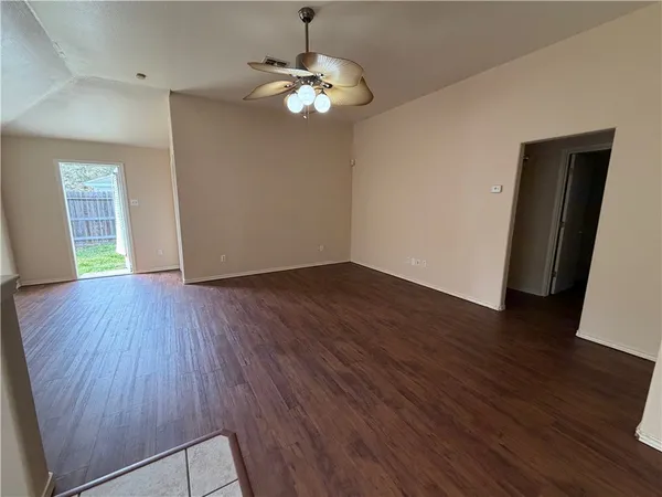 $1,750 | 7941 Falcon Drive, Corpus Christi, TX 78414