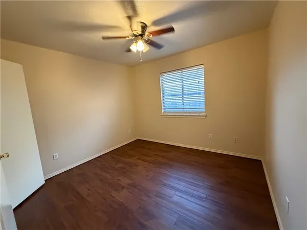 $1,750 | 7941 Falcon Drive, Corpus Christi, TX 78414