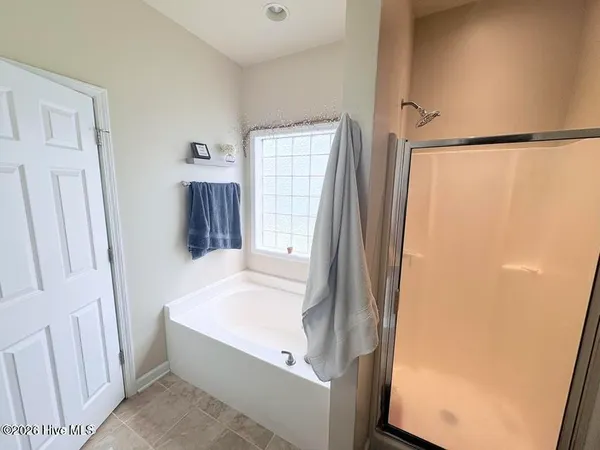 $2,000 | 174 Moonstone Court, Jacksonville, NC 28546