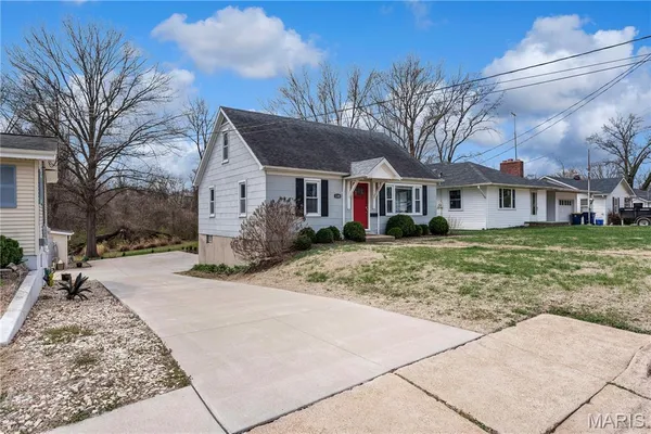 $250,000 | 1200 East 8th Street, Washington, MO 63090