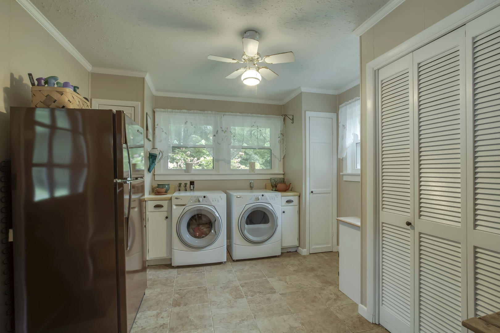 4300 Malone Road Loudon, TN 37774 - Photo 13 of 40 13_MaloneRoad_4300_Laundry01