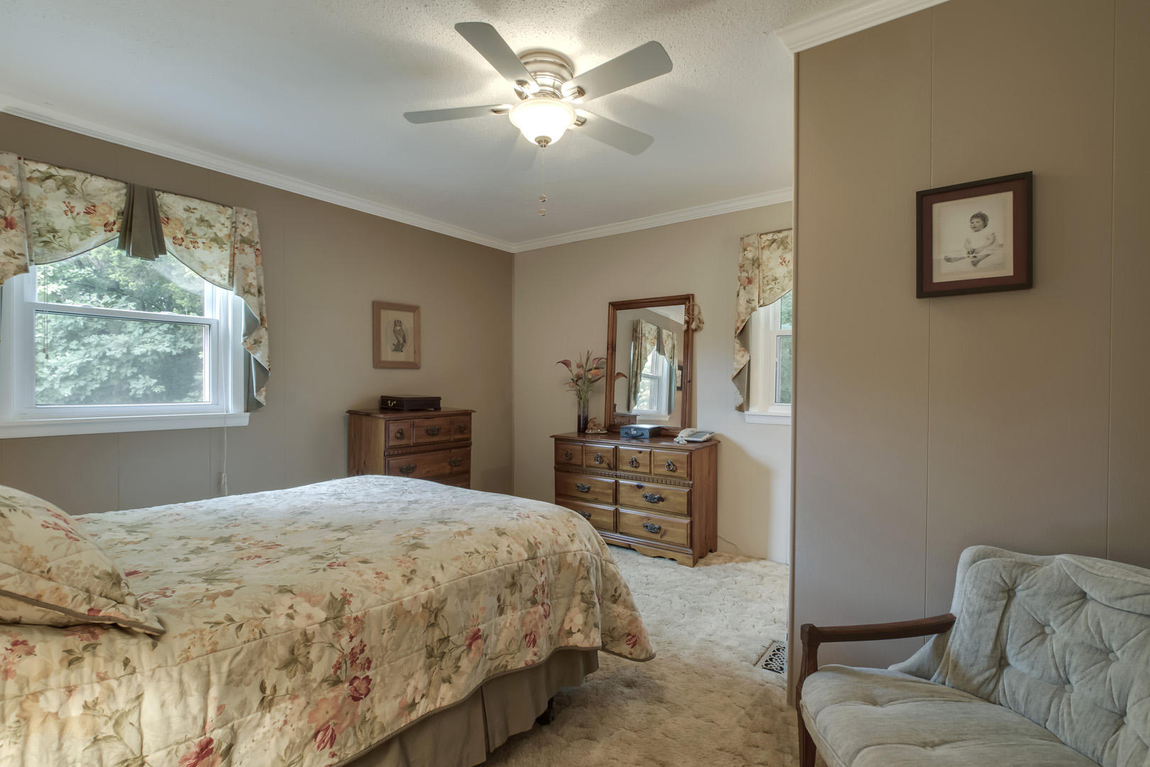 4300 Malone Road Loudon, TN 37774 - Photo 17 of 40 17_MaloneRoad_4300_MasterBedroom01