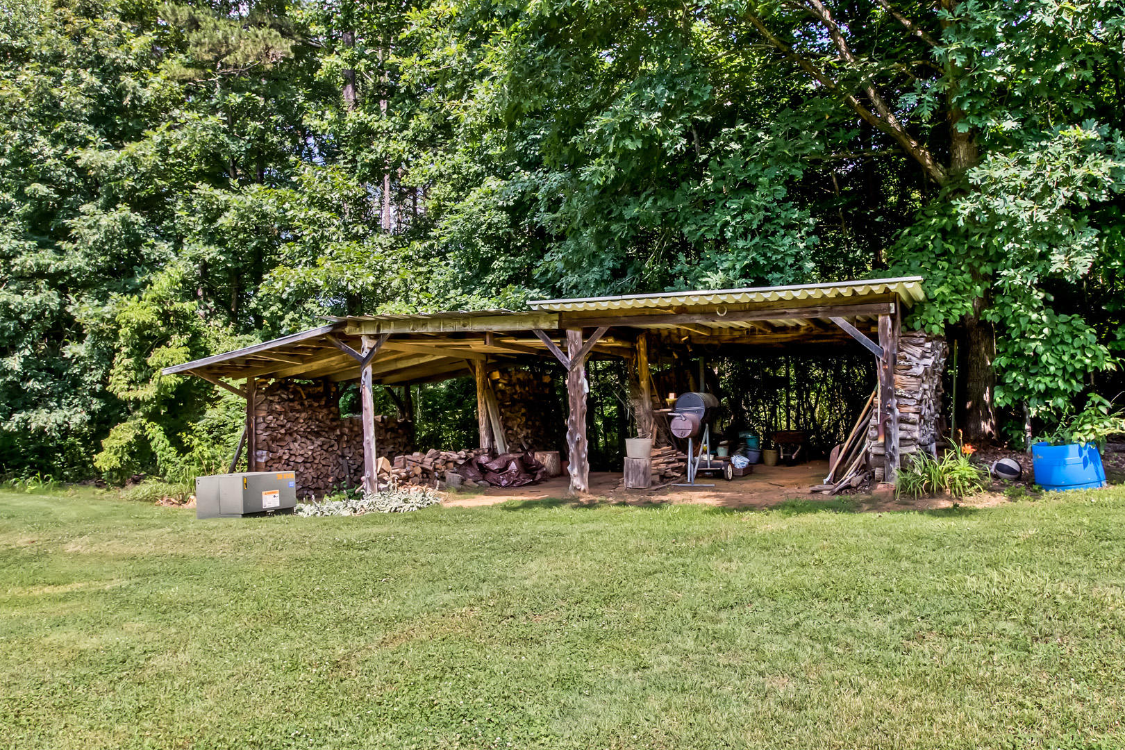 4300 Malone Road Loudon, TN 37774 - Photo 35 of 40 35_MaloneRoad_4300_WoodShed