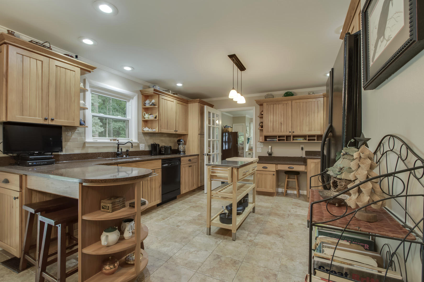4300 Malone Road Loudon, TN 37774 - Photo 10 of 40 10_MaloneRoad_4300_Kitchen01