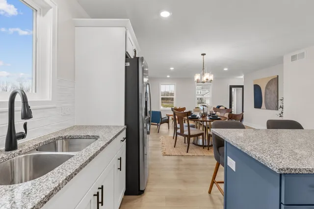 $454,900 | 10725 Melanie Drive, Allendale, MI 49401